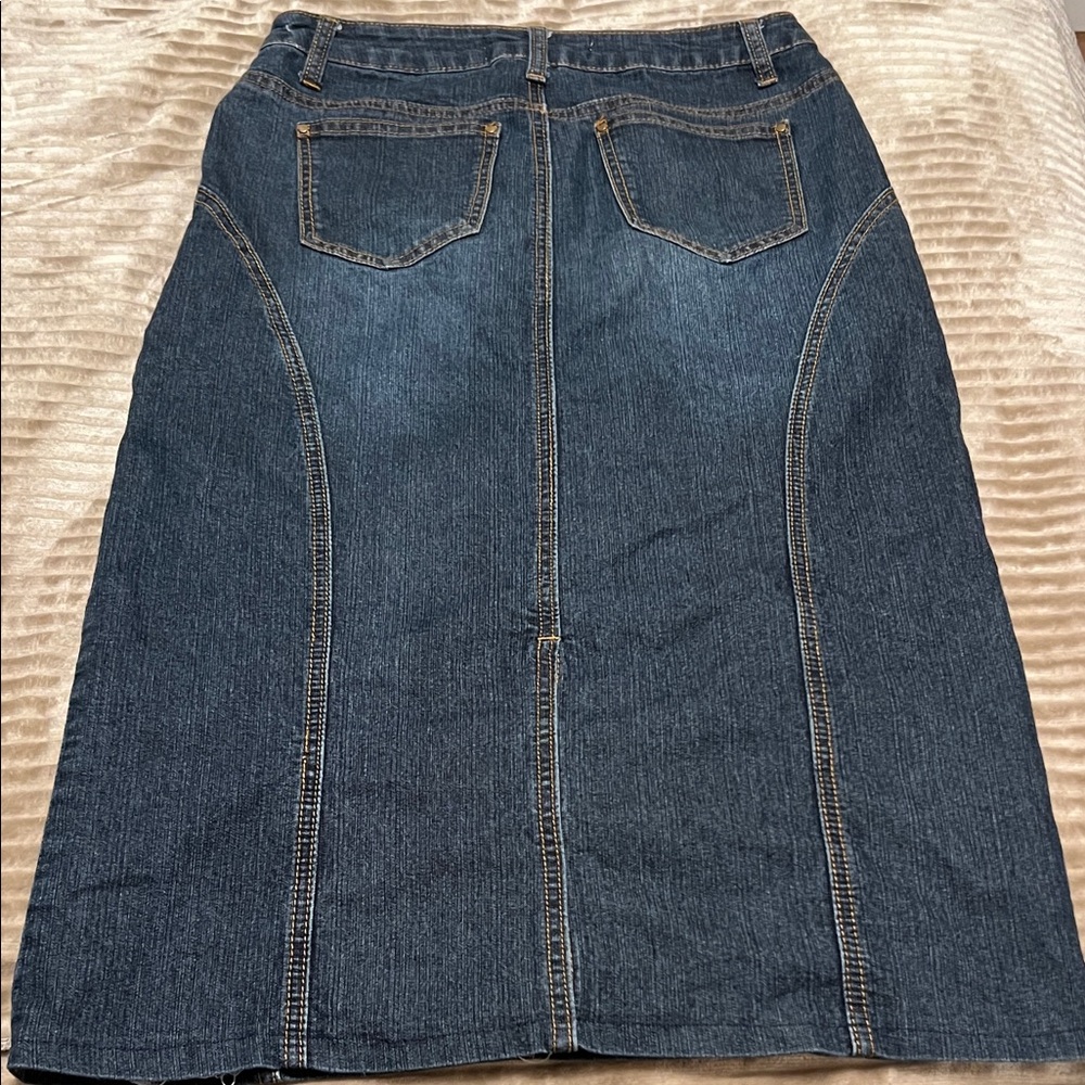 Dark Denim Pencil Skirt, Size 2 - Picture 4 of 5